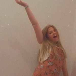 Meet your Posher, Caroline